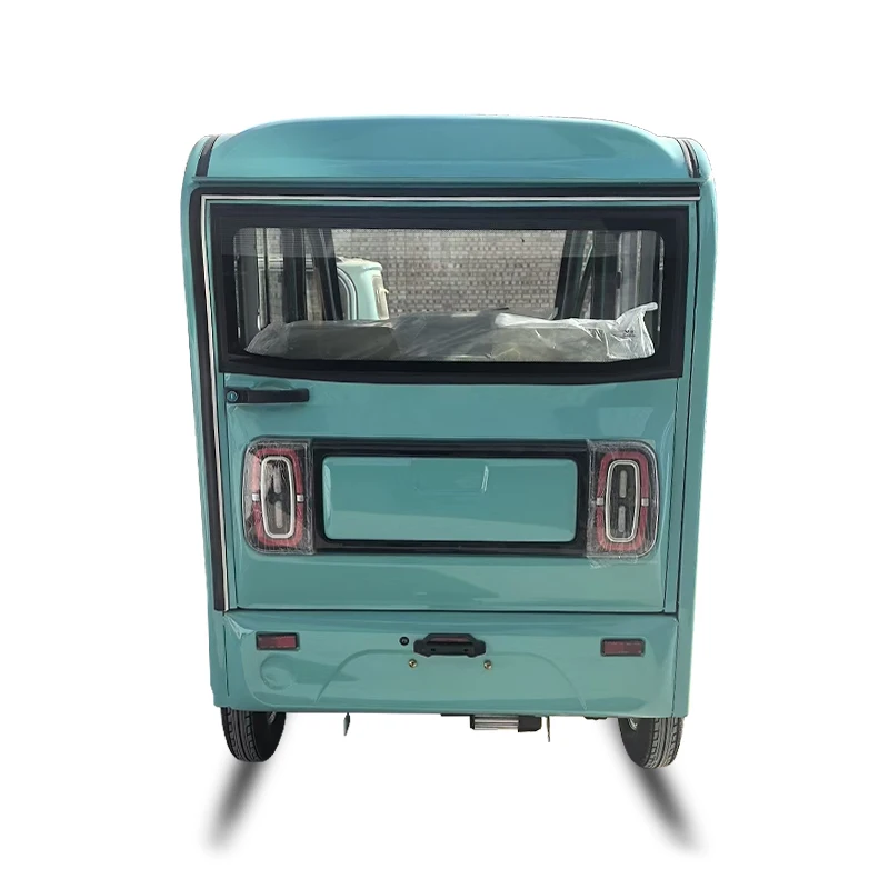 Tuk Tuk électrique 1800W Charge rapide Tricycle électrique passager Station de Charge rapide véhicule électrique fermé portée 180km