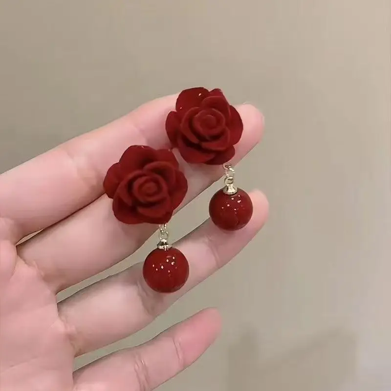 Personality  Retro Hong Kong style Unique High-end feel  Tassel Red Flannel Rose flower  Small beads Alloy Eardrop
