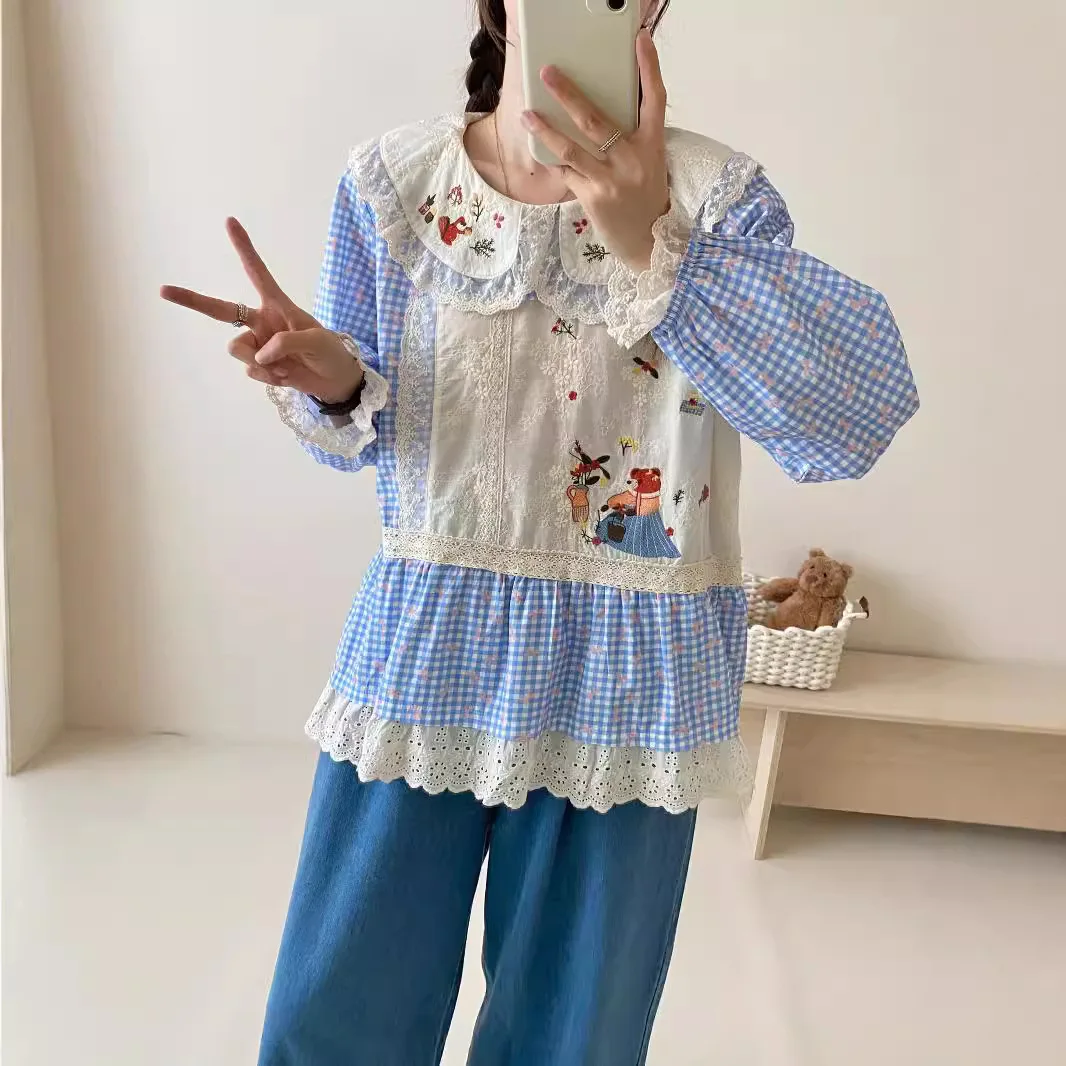 New Fall Cotton Long Sleeve Shirt, Women Peter Pan Collar Embroidery Top, Mori Girl Sweet Loose Plaid Blouses, Winter T488123QC