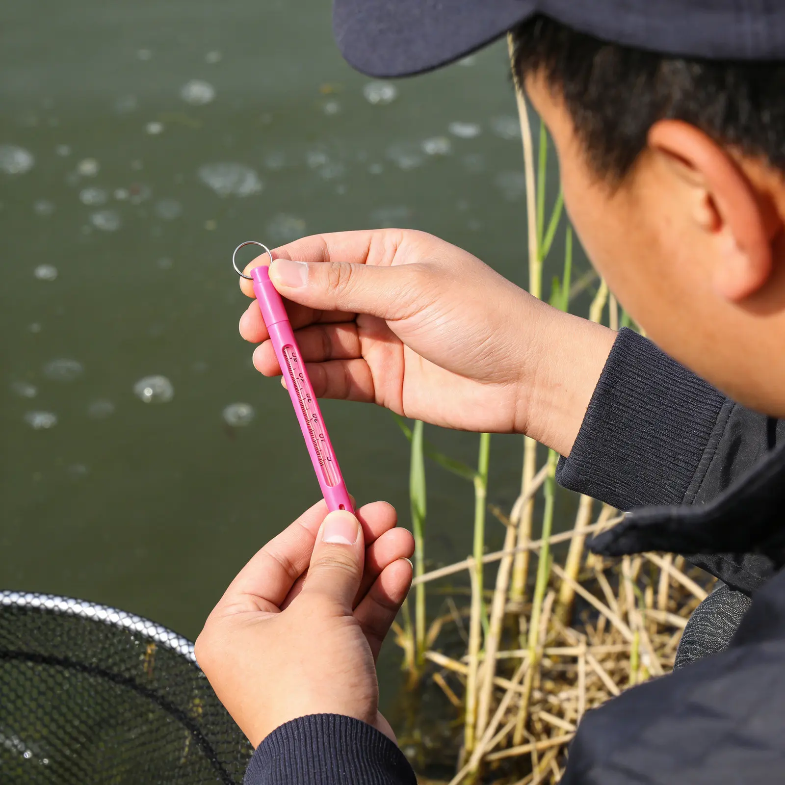 Outdoor Fishing Water Thermometer Lake Temp Gauge for Stream Liquid Temperature