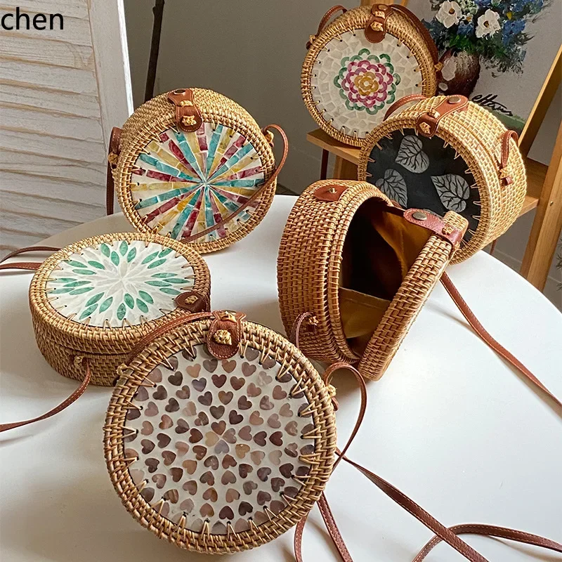 Woven Rattan Crossbody Colorful Shell Forest Style Basket Vintage Artistic Handmade Woven Shoulder Bag with Leather Buckle