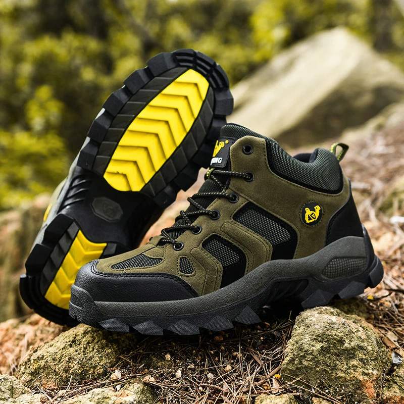 

CHRLCK Large Size Climbing Shoes Men's High Top Outdoor Running Outdoor Travel Shoes Anti-slip Wear-resistant Warm Cotton Shoes