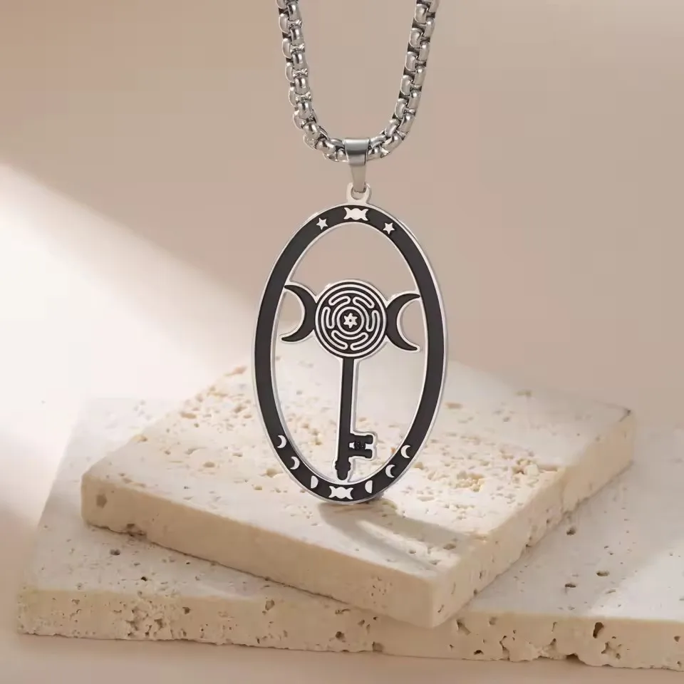 

Vintage Hecate Wheel Key Witch Necklace Fashion Minimalist High Grade Goddess Pendant Necklace Unisex Jewelry