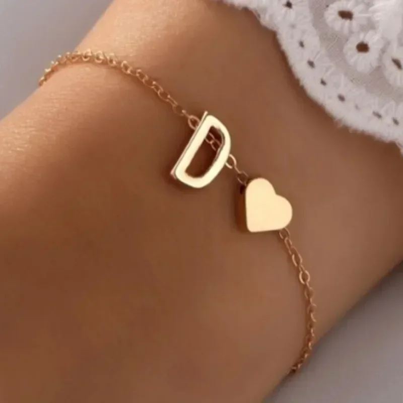 Pulseras con letras iniciales en inglés para amantes, joyería de aniversario, nombre personalizado, bricolaje, aleación, corazón, 26