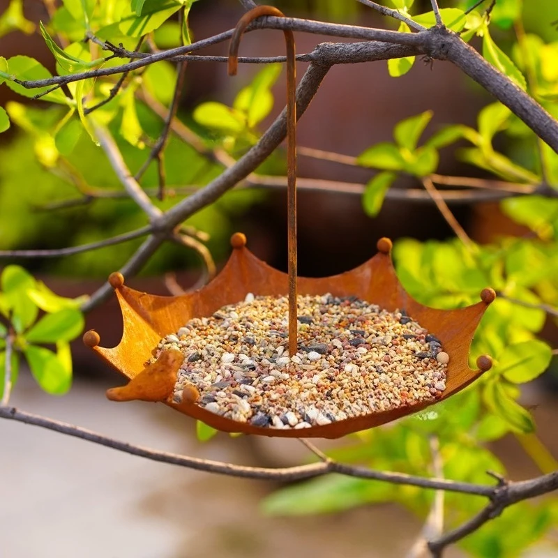 rusted umbrellas, umbrella-shaped bird feeders, garden garden pendants, metal handicrafts