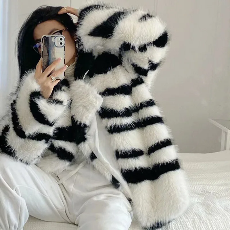 New Autumn and Winter Faux Fox Fur Coat Women\'s Zebra Pattern Faux Fur Coat Thickened Warm Plush Coat