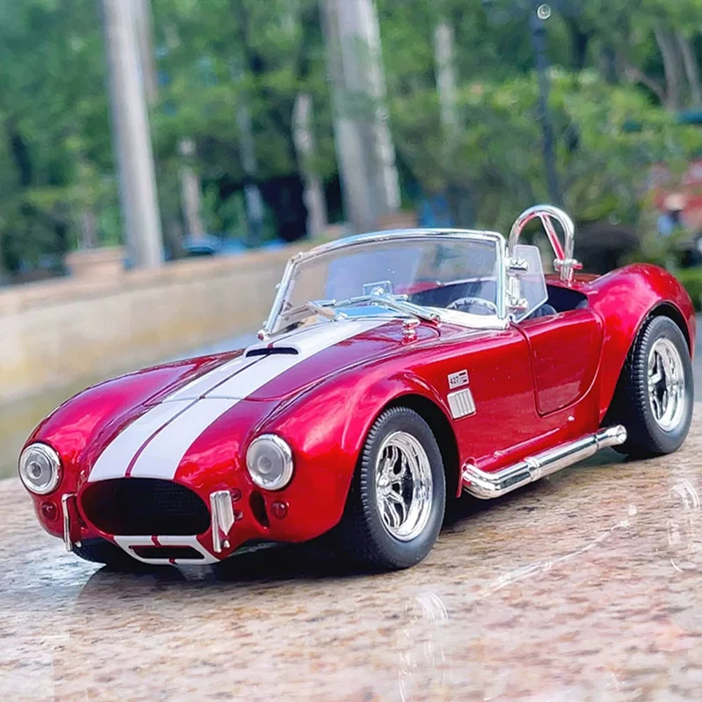 

1:24 Shelby Cobra Phantom Miniature Toys Car Diecast Alloy Model Doors Opened Sound Light Pull Back Vehices Kids Christmas Gifts