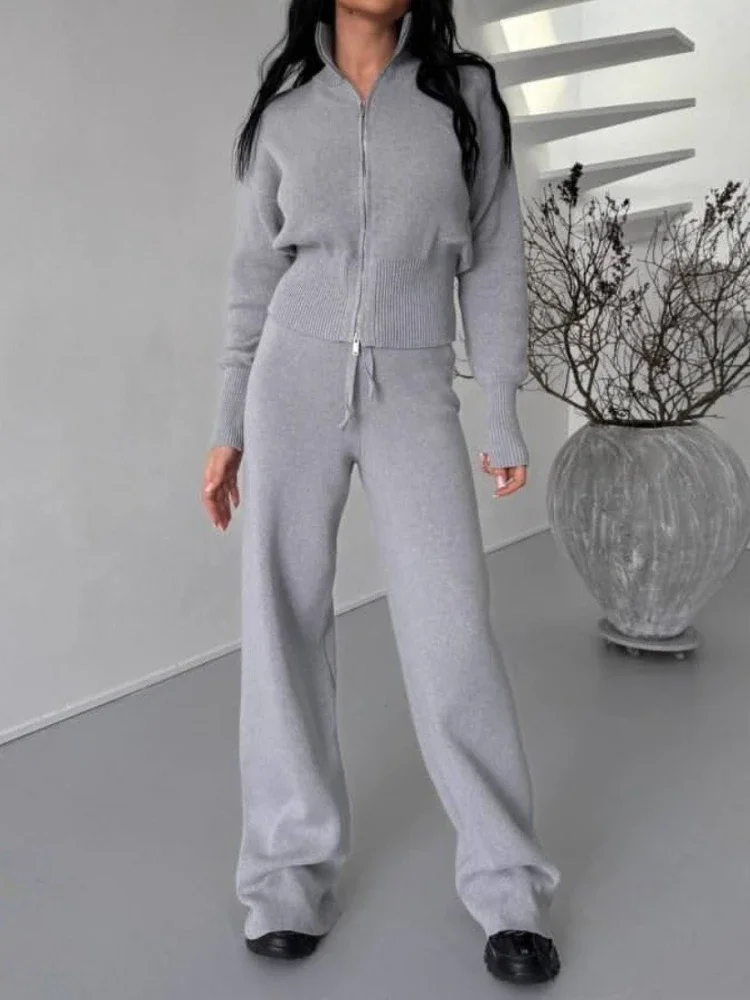 New in Women's Knit Zip Up Cardigan Wide Leg Pants Set Soft Fabric Cropped Elastic Winter Waist Autumn Winter Fashion Sweater