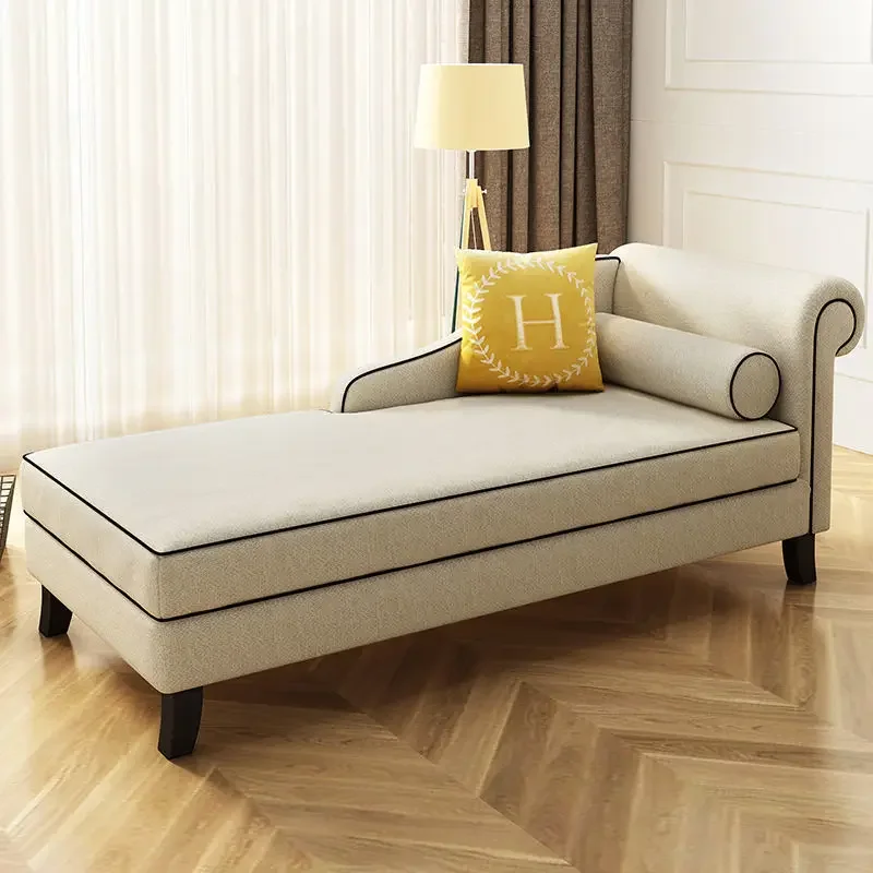 

Простой тканевый шезлонг, маленькая квартира, диван, шезлонг, спальня, гостиничная квартира