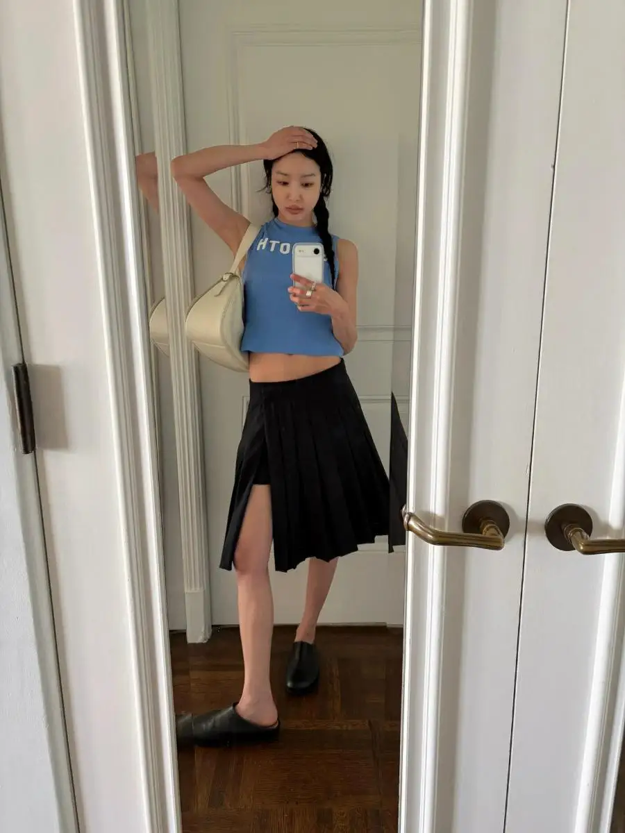 

High Waist Midi Asymmetrical Pleated Skirt Women's Fashion Spring Summer Anti-static PVC Material Silk Luster Skirt