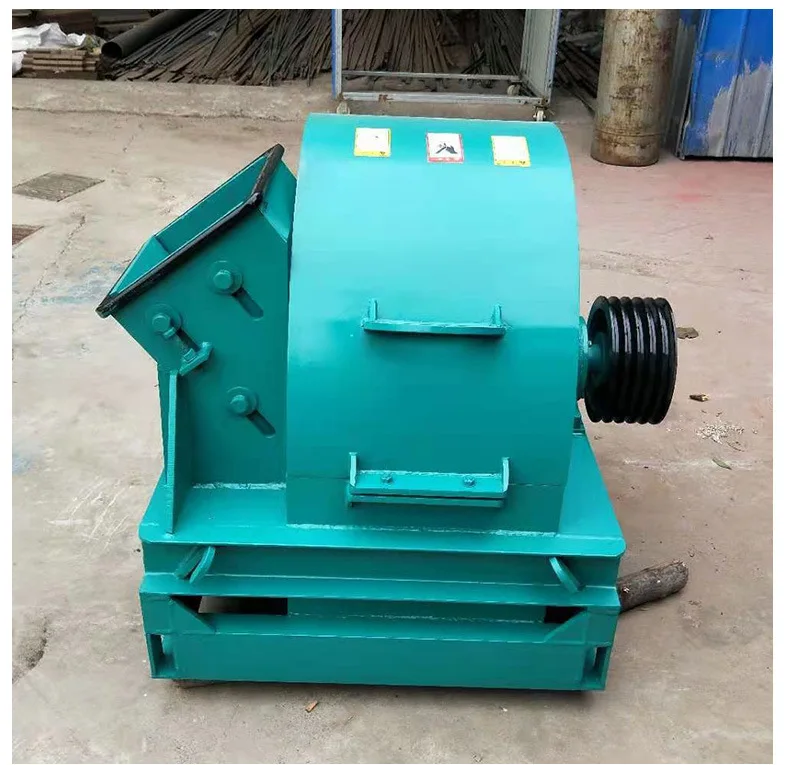 Easy Wood Chipper shredder Industrial gas engine forest chipper machines  Petrol Engine Mobile Small Wood Chipper shredder