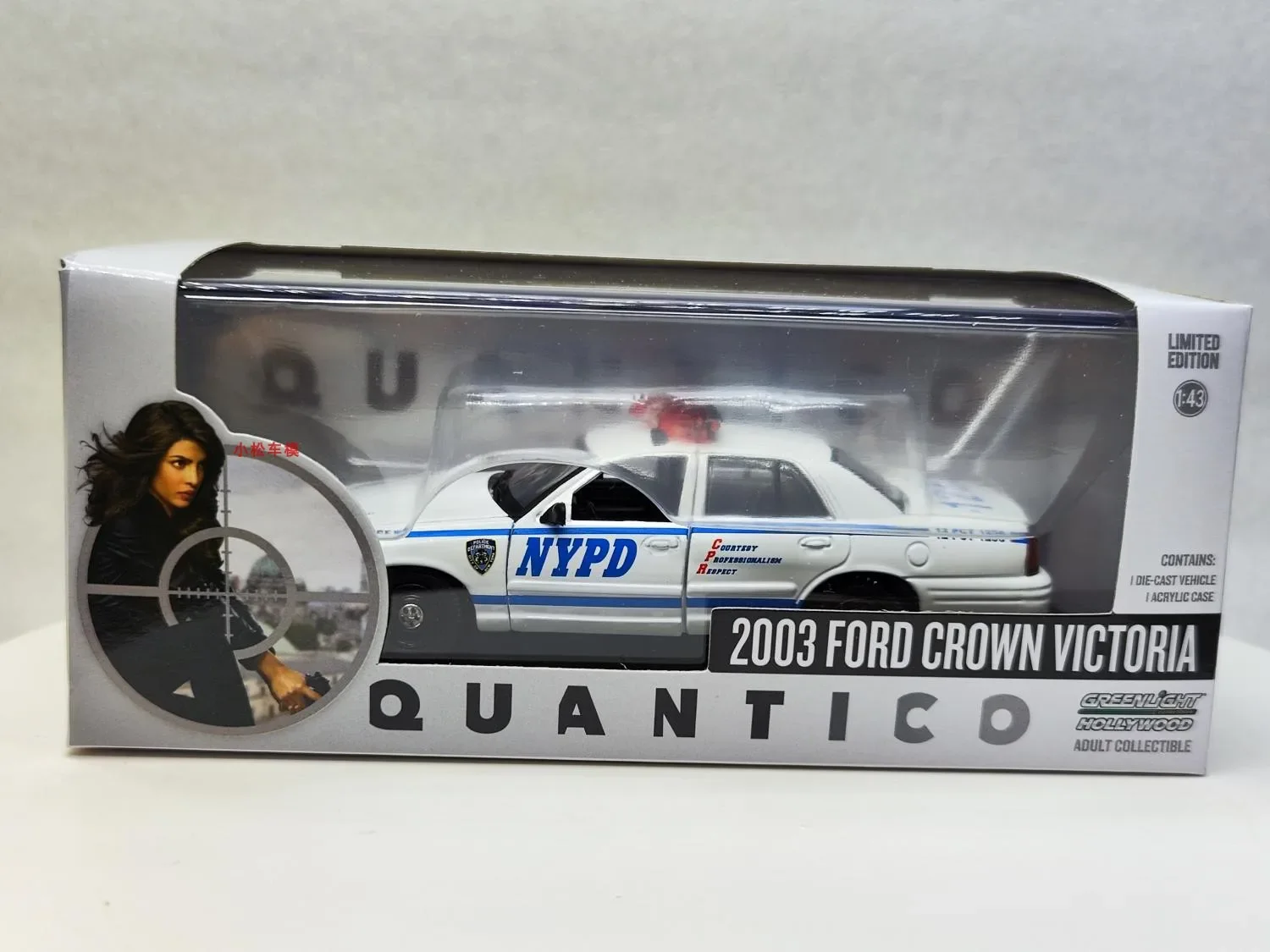 1: 43 Quantico-2003 Ford Crown Victoria Interceptor Police Vehicle Alloy car model collection gift ornaments