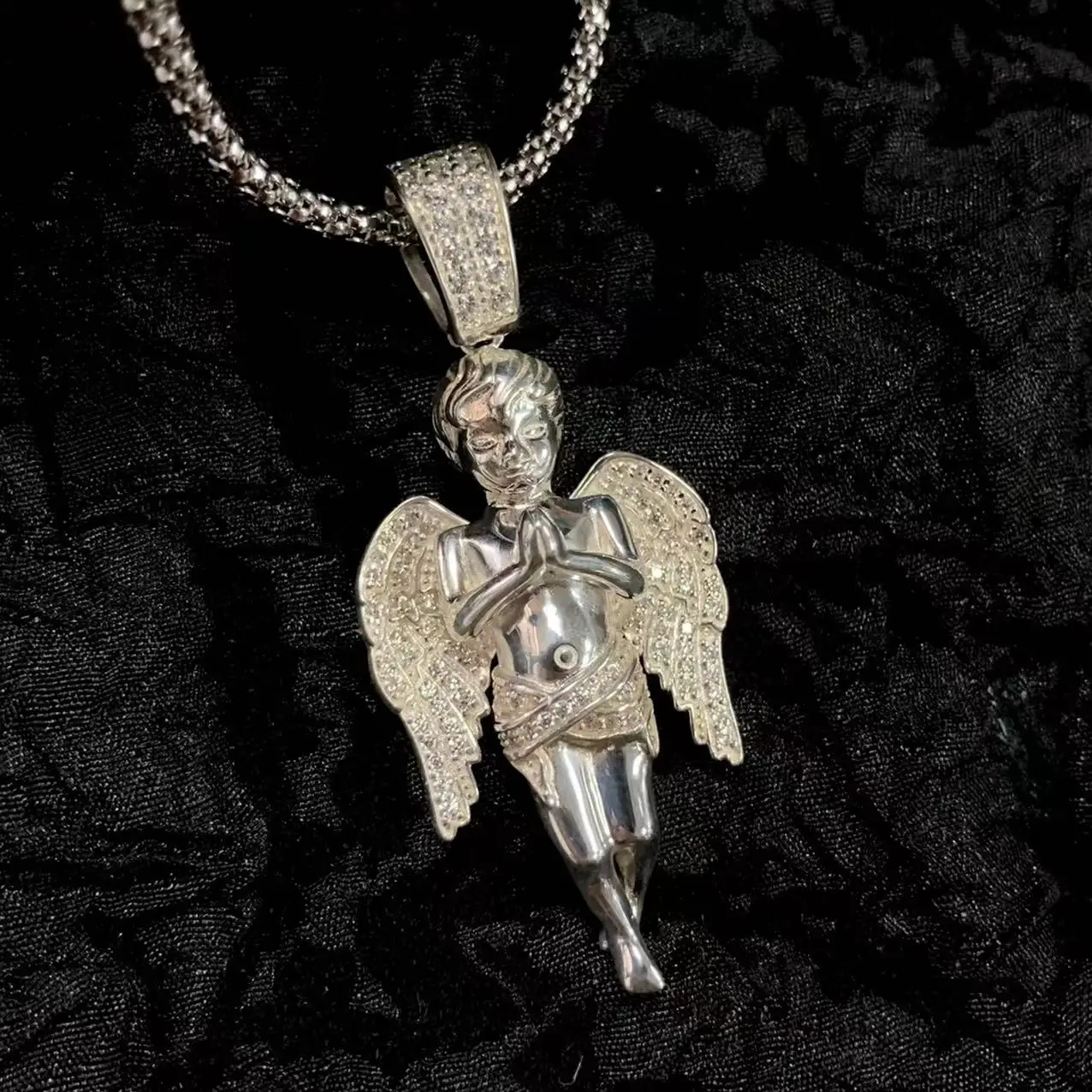 S925 Silver Angel Euro-American Hip Hop Pendant Full Diamond Prayer Angel Kanye Same Zircon Rap Necklace Hiphop