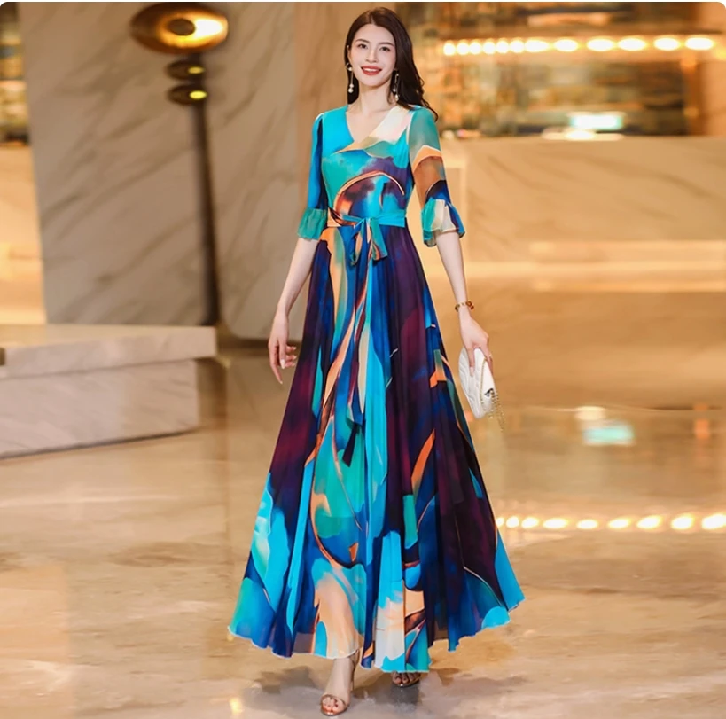 

Summer New Product: Thin and Long Style with Five Leg Sleeves Printed Over the Knee Dress, Seaside Beach Vacation Long Dress