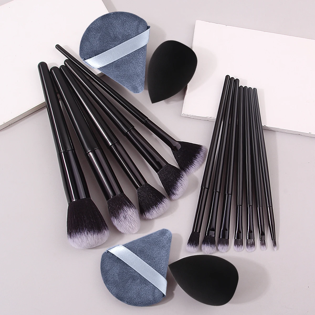 Juego de brochas de maquillaje multifuncionales súper prácticas, 16 Uds., sin polvo, huevo de belleza adhesivo/bujín de polvo triangular, herramientas de maquillaje