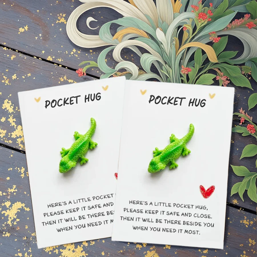 5/10/20/30/40pcs Pocket Hug Lizard Charm: A Cute Plastic Keychain Suitable For Any Occasion - The Perfect Gift For Birthdays