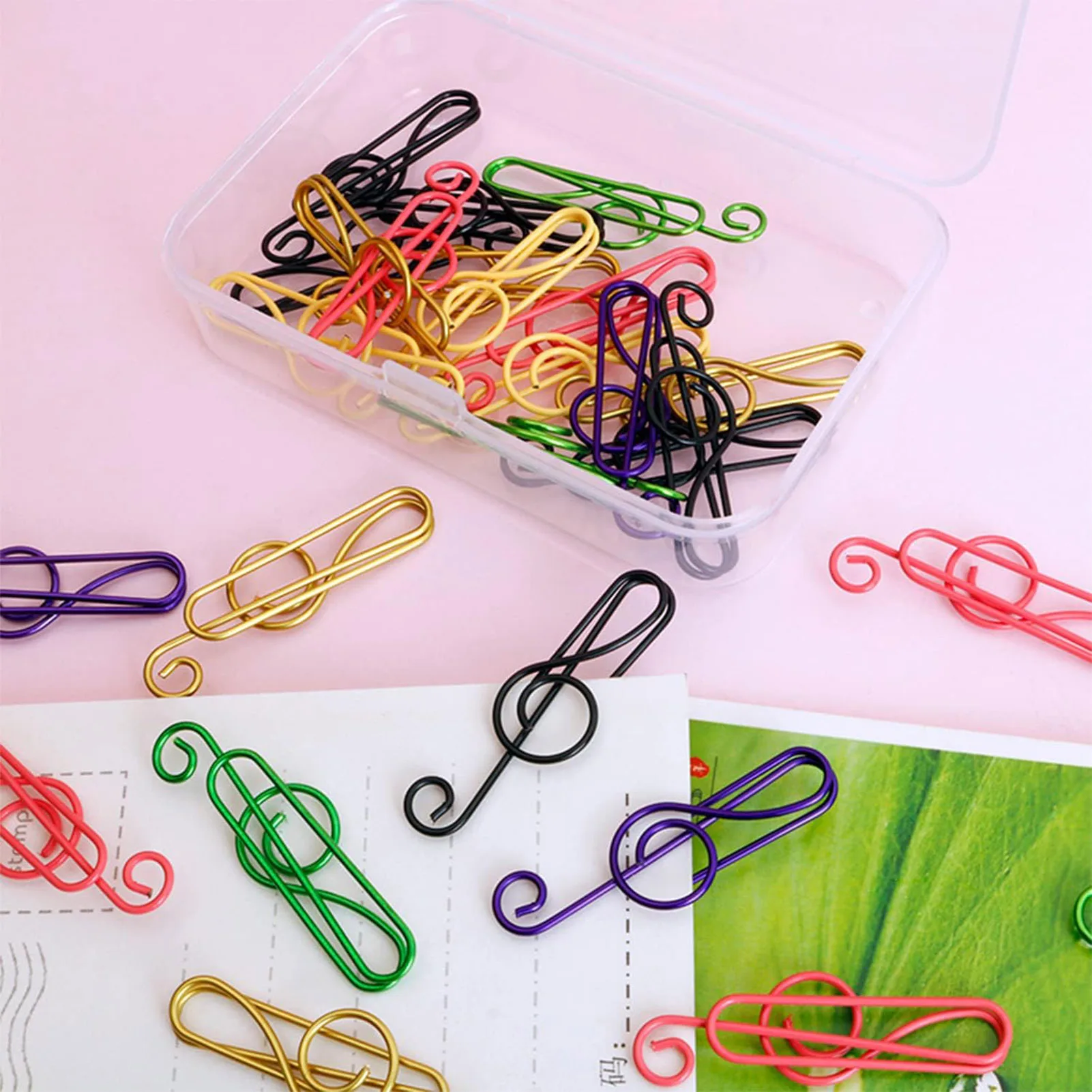 100pcs Creative Plane Paper Clips Non-Tearing Desk Finishing Tool for Teachers Students Office Workers PR Sale