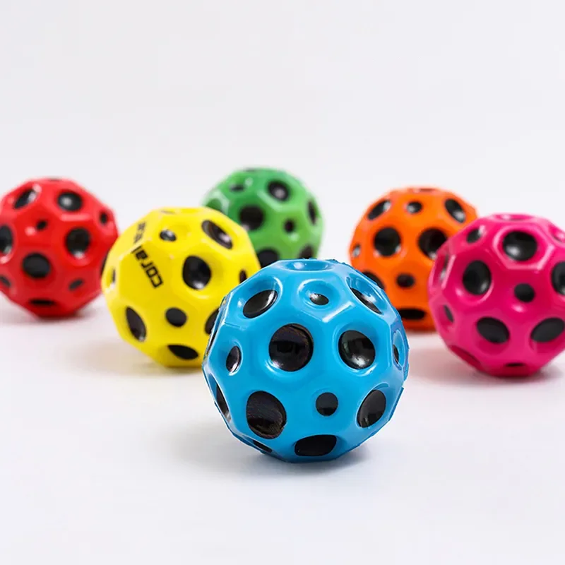 Decompression Hole Anti Stress Ball Aldult Novel Children Toys Toy Soft Anti-fall Porous Child Indoor Kids Interactive Bouncy