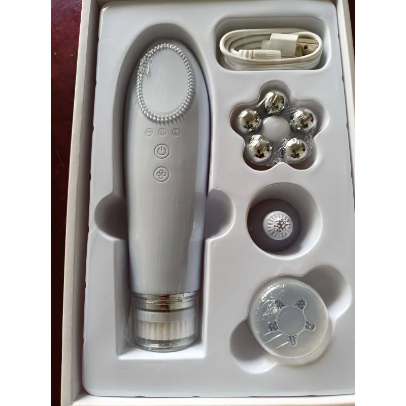 Skin Care Device Waterproof Soft Silicone Face Washing Massager Cleansing Brush