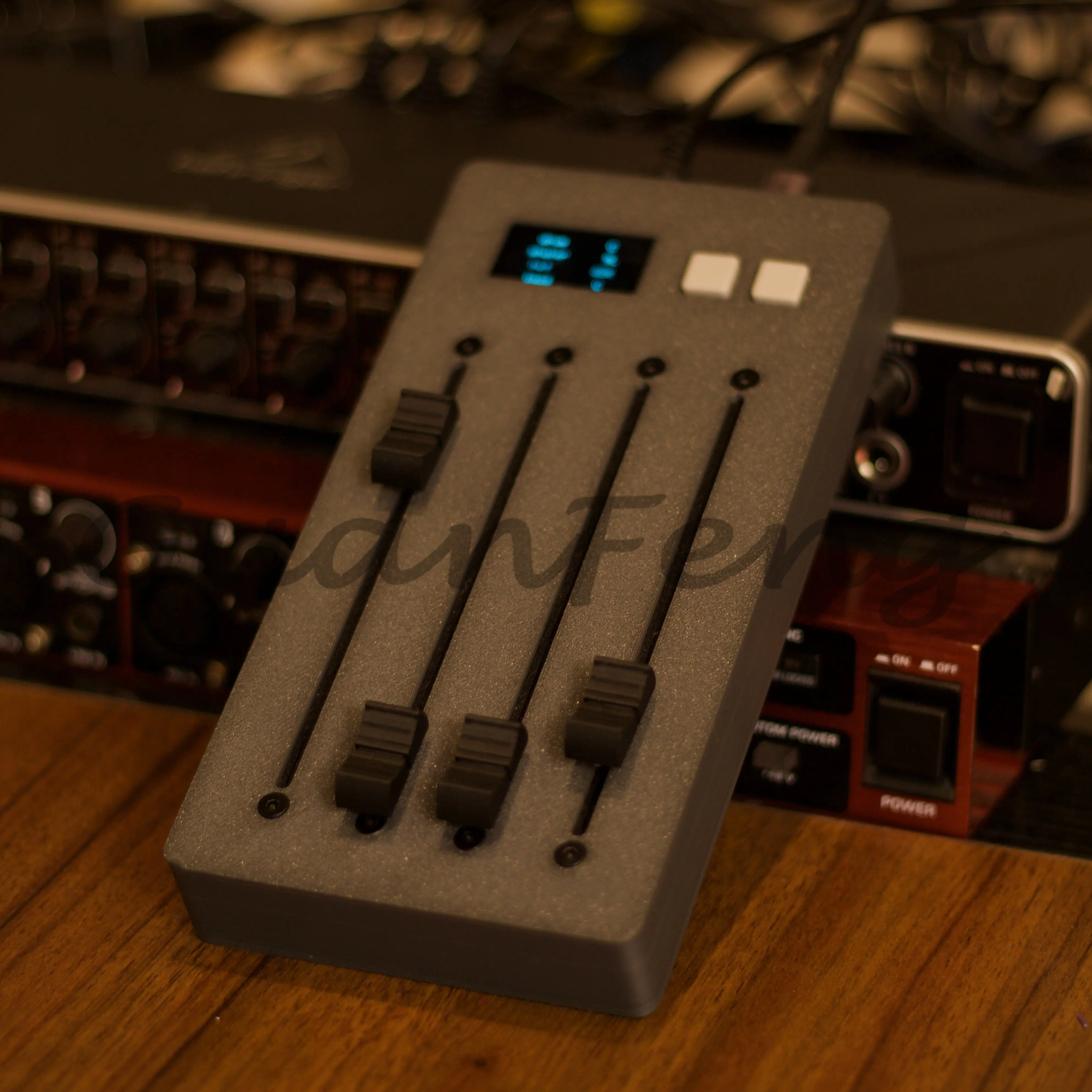 4-Track Electric Fader Mixer MIDI Controller Mixing Volume Automation CC Expression Envelope