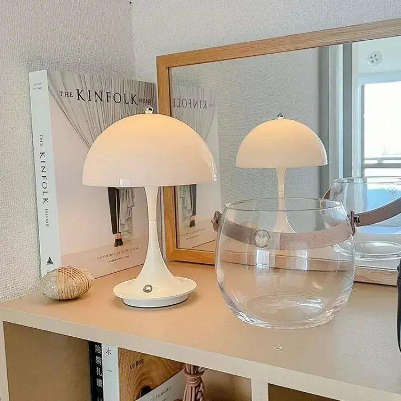 

Nordic Bedroom Simple Atmosphere Danish Medieval Bedside Lamp Mushroom Creative Study Famous Residence Decorative Table Lamp