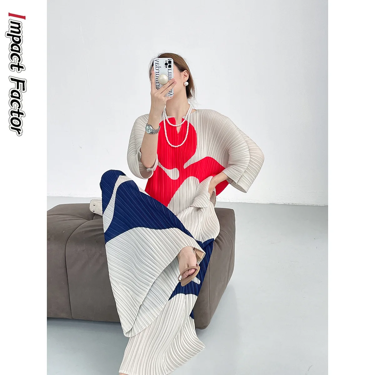 

Miyake Pleated Autumn Women's New High Grade Printing Fashion Set Loose Top Covering Meat and Slim Pants Two Piece Set