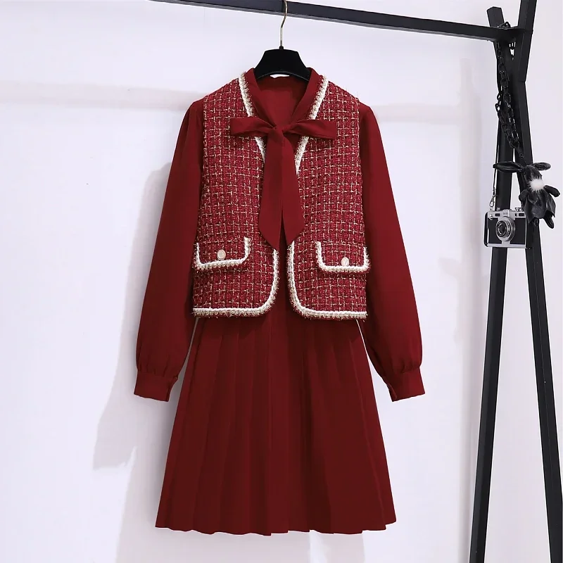 Good QualityCorduroy Dress Two-piece Autumn/winter Plus Size Slimming Base Long-sleeved Skirt Set Send Waistcoat