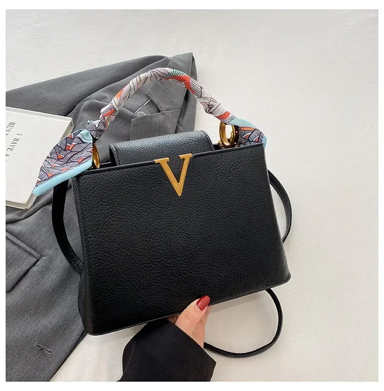 

New Luxury Brand Women's Bag - Lychee Grain, Silk Scarf Accent, Versatile Shoulder/Crossbody, High-End Style