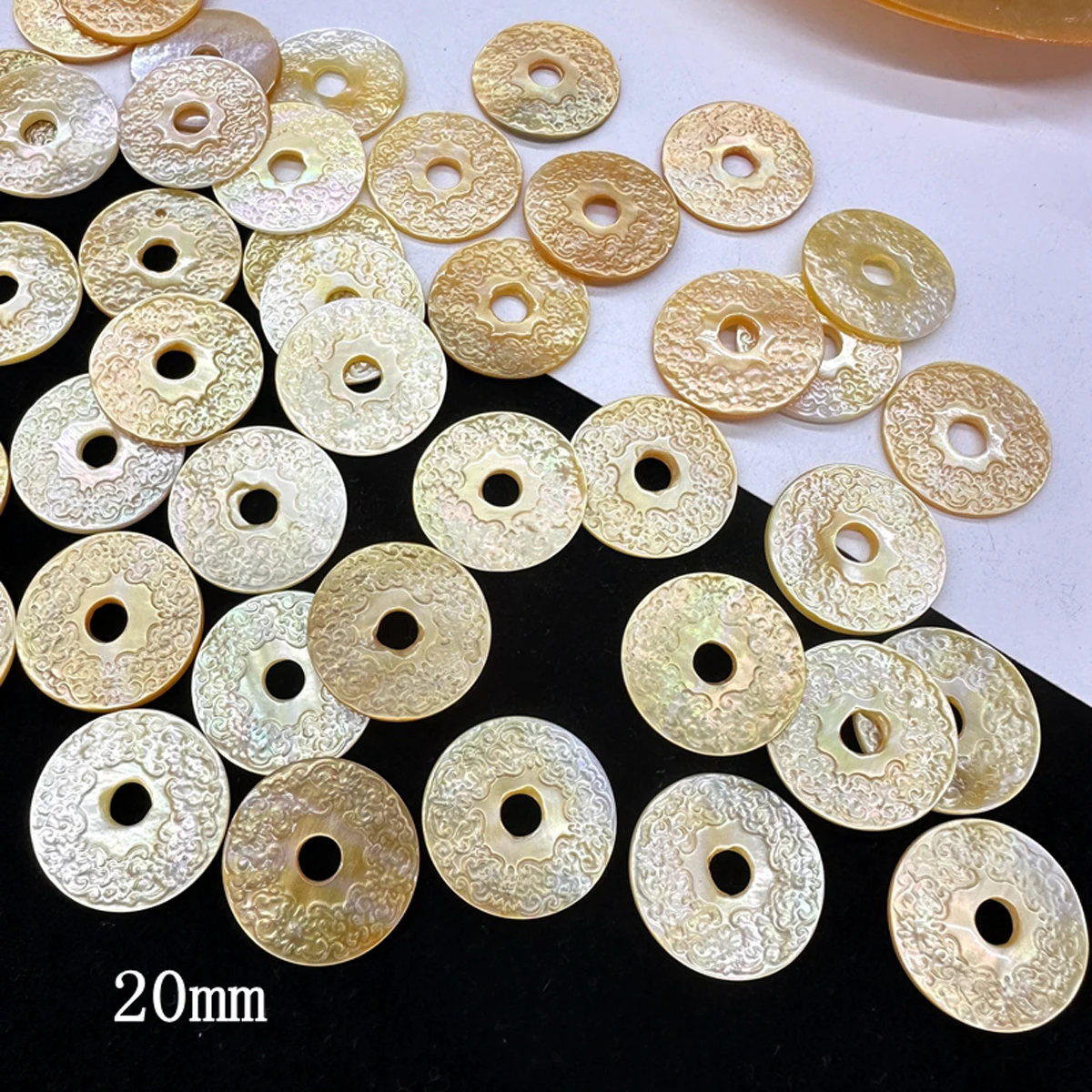 

6Pcs DIY Carved Beads Seawater Shell Mid-Hole Loose Beads For Jewelry Making DIY Earrings Necklace Chain Accessory