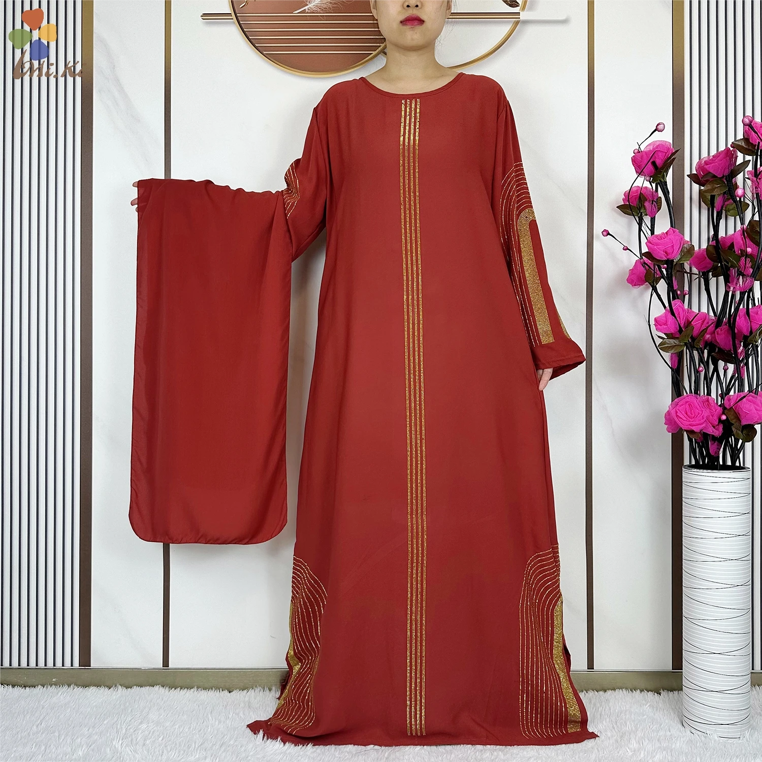 2024 Latest African Fashion Abaya Women Robe Gold Hot Diamond Slimming Dress Kaftan Robe Muslim Women Long Sleeve Clothing