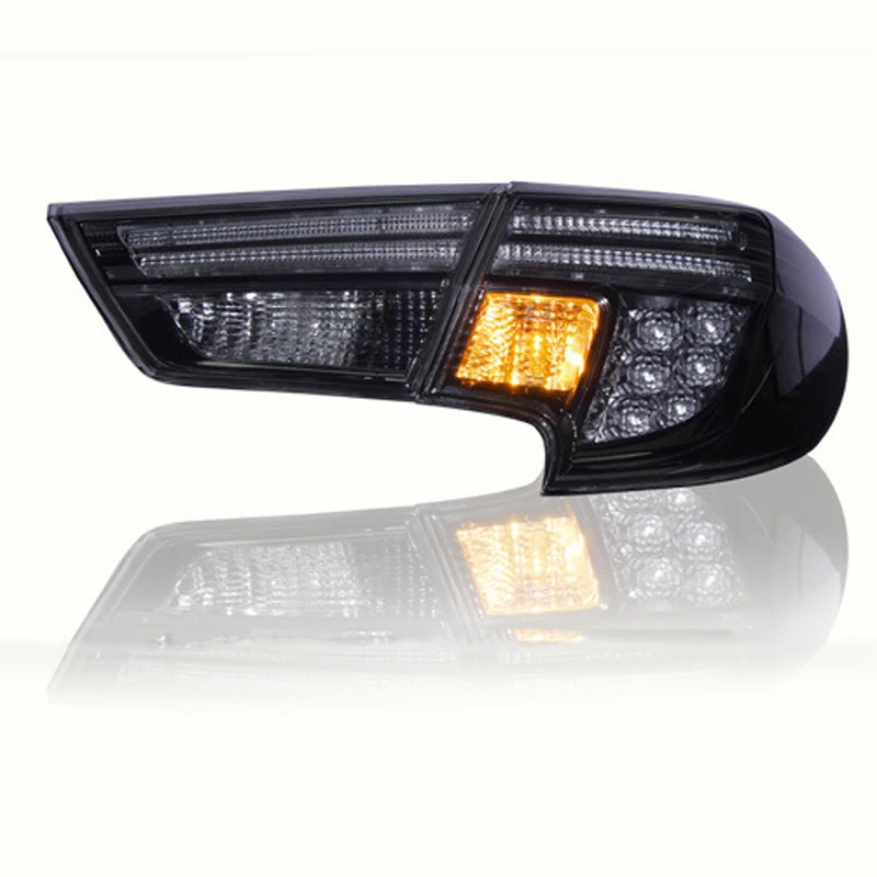 LED Tail Lights For Toyota New Reiz Modified Japanese Version Blackened GS Taillights 2014-2018 Brake Parking Running