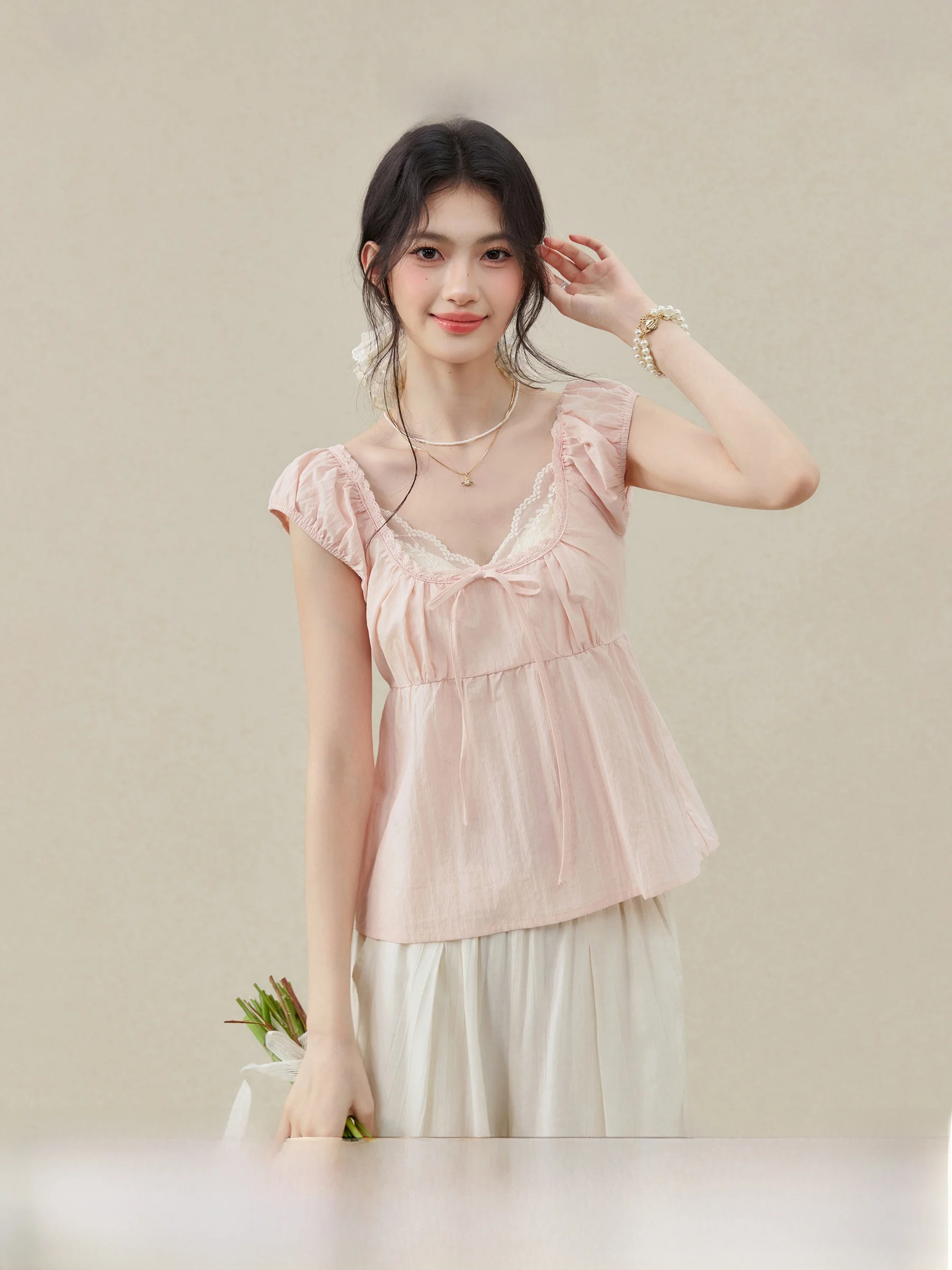 

Женская блузка Sweet Style с рукавами-фонариками, розовая, с кружевной отделкой, квадратным воротником, летняя, новая, свободного кроя, с коротким рукавом, повседневный топ от Wanghua