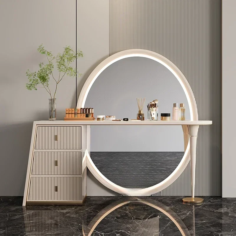 

Дизайнерский итальянский туалетный столик с интегрированным напольным зеркалом: доступная роскошь для спальни, усовершенствованный туалетный столик-тумба для макияжа