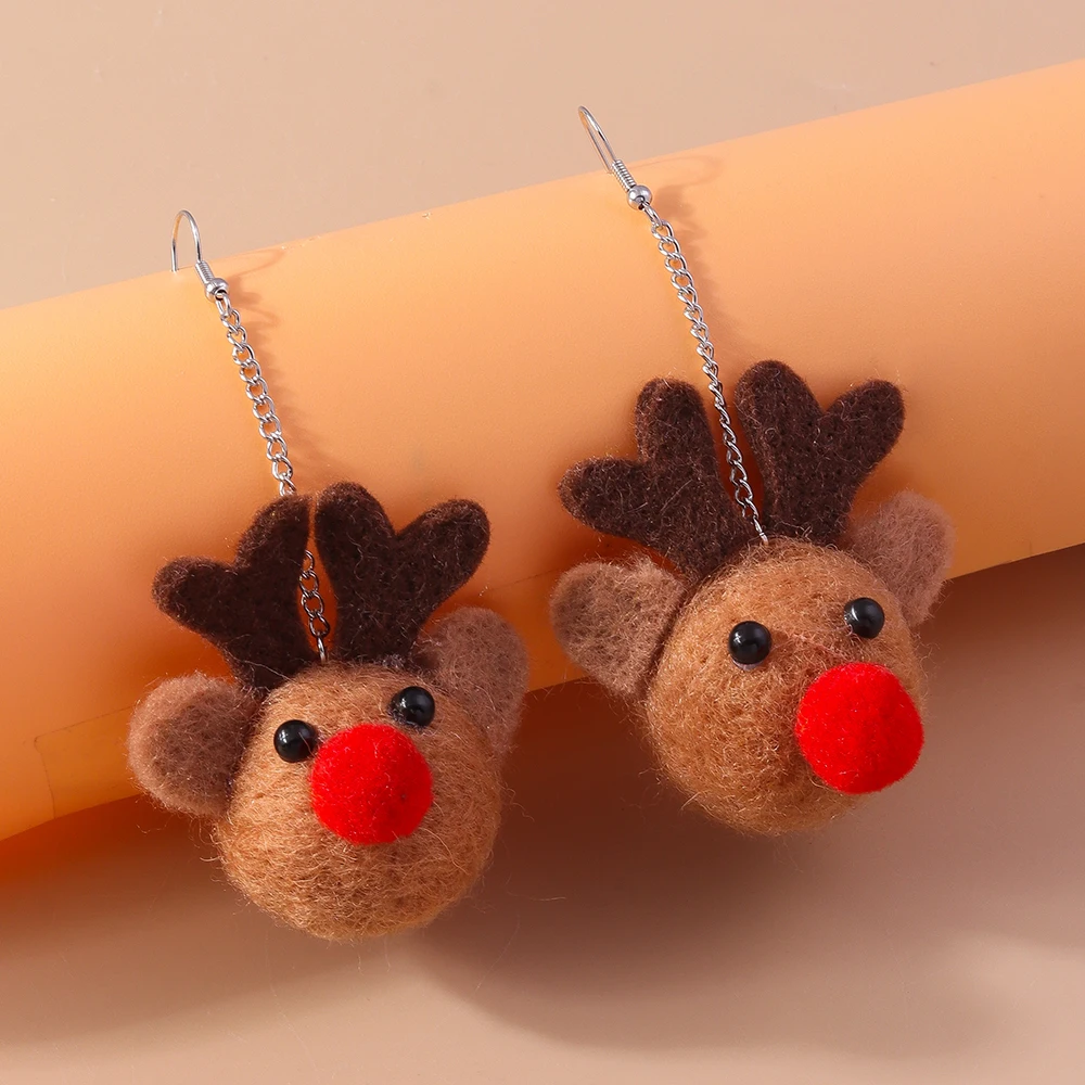 

Aihua Hot Sale Cute Christmas Reindeer Earrings for Women Creative Christmas Elk Deer Earrings New Year Holiday Jewelry Gifts