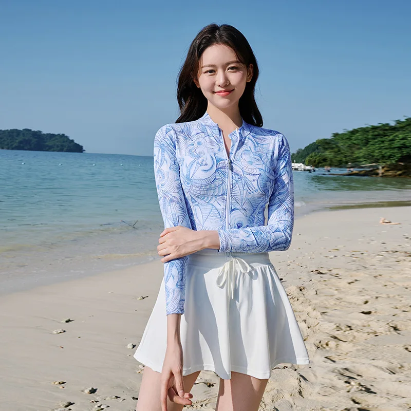 

2025 summer new swimsuit women's one-piece long-sleeved sunscreen sports conservative skirt style belly cover and thin swimsuit