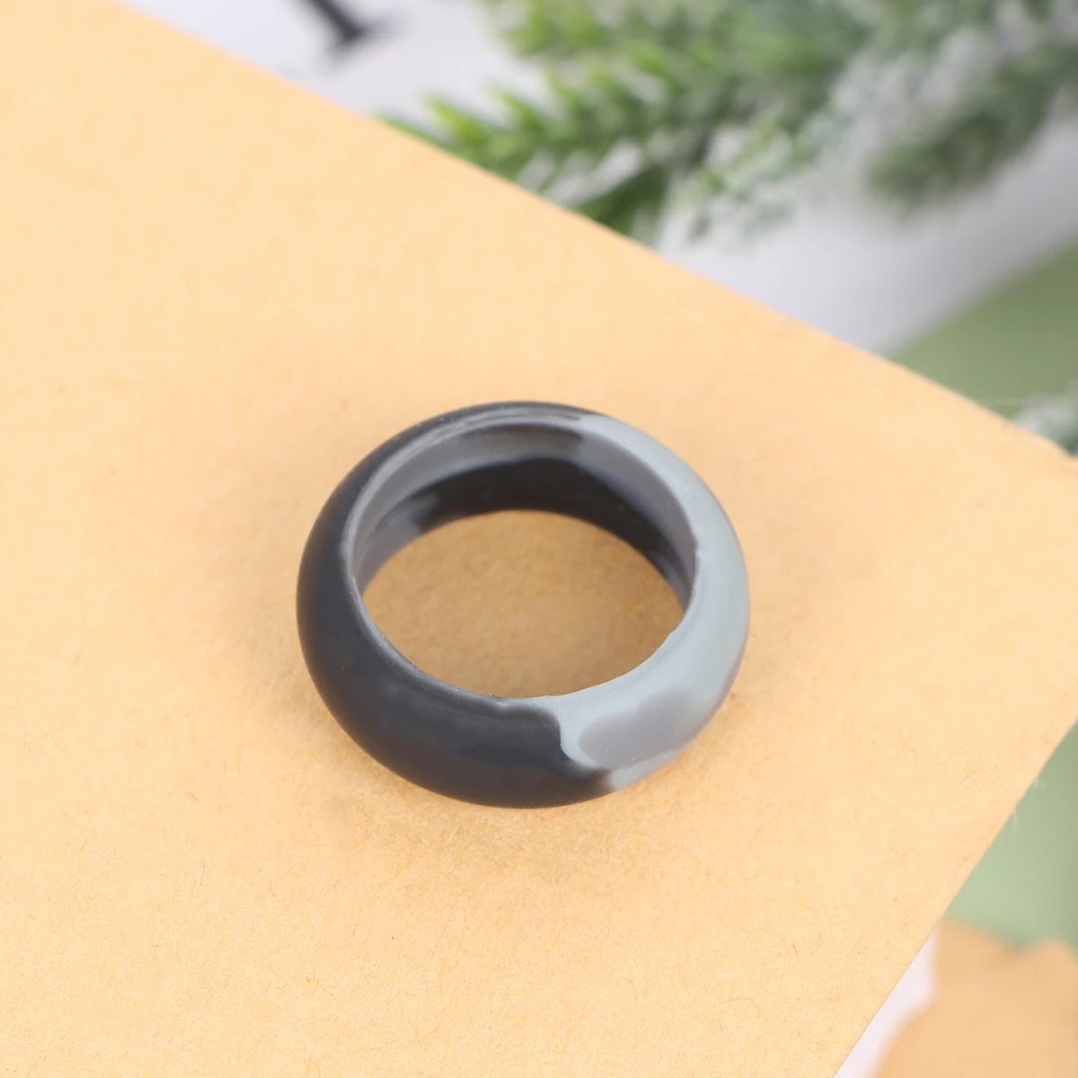 

4 PCS Silicone Ring Wedding Rings Bands The European American for Sports Lovers