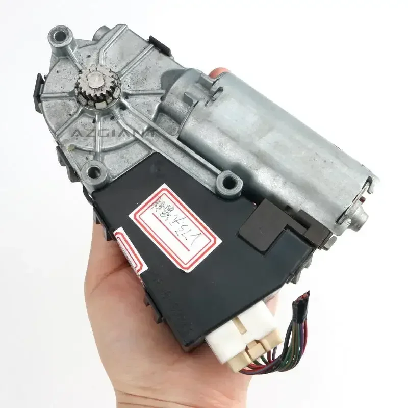 Sunroof kaca asli buka tutup motor rakitan gir M9533010 MR462601 untuk Mitsubishi Pajero V73 V77 V93 V97 2003-2006