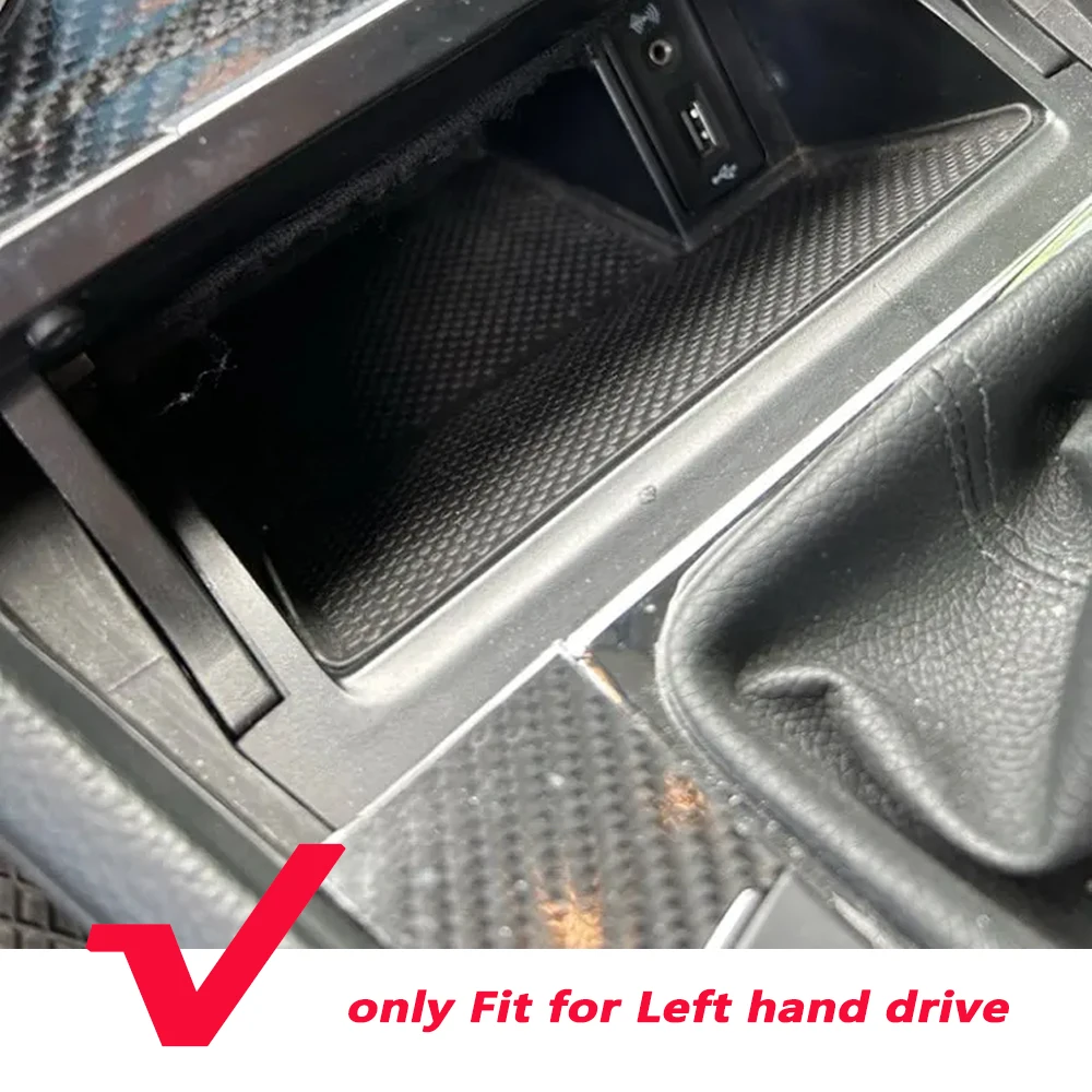 Moreway Car Wireless Charger Pad for VW Golf 7 MK7 2013-2019 Charging Phone Holder Fast Charge Interior Accessories Tuning