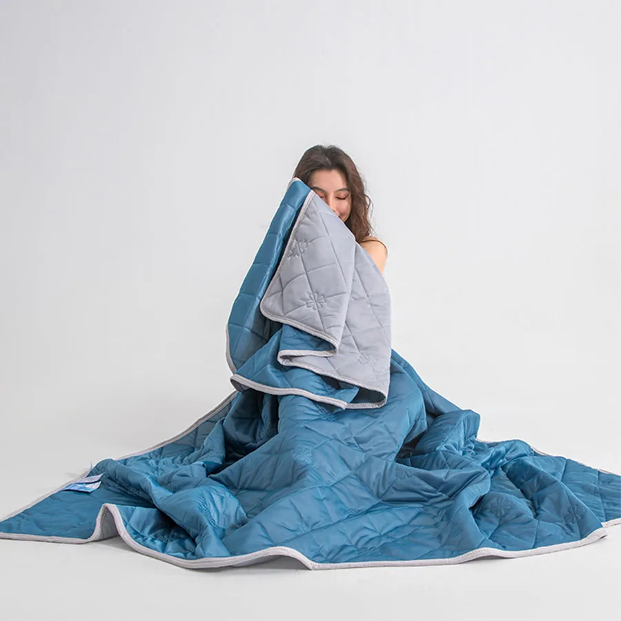 High Quality Cooling Blankets Smooth Air Condition Comforter Lightweight Summer Quilt with Double Side Cold Cooling Fabric