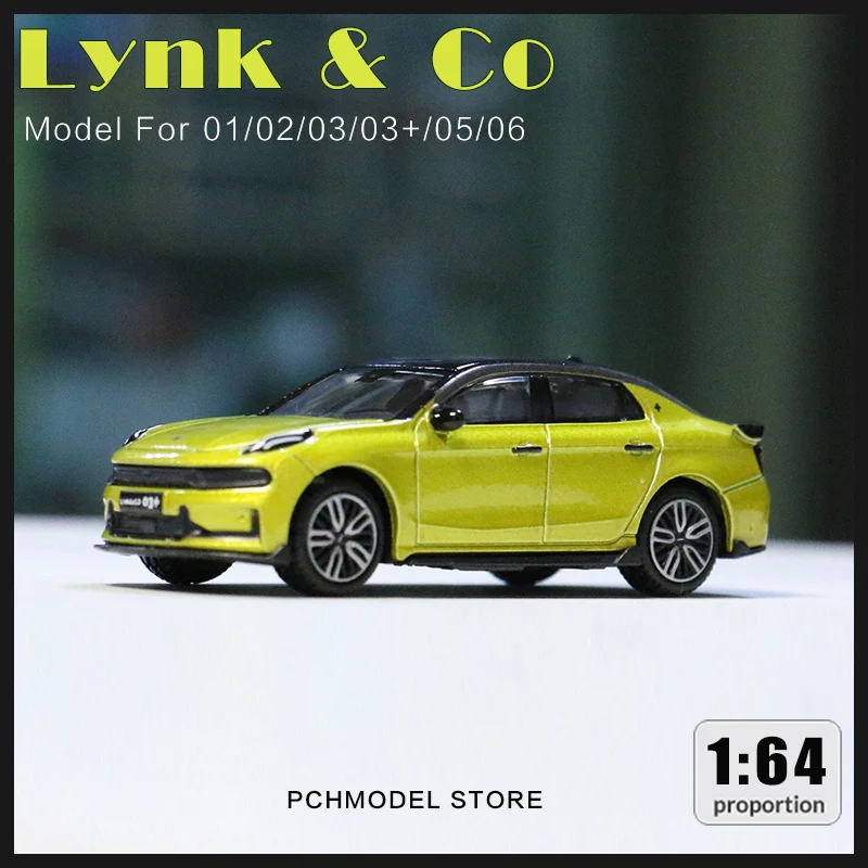 Bburago 1:64 Lynk & Co 02 03 05 06 Diecast Car Model Hardcover Edition Collectible Decoration Gift Toys