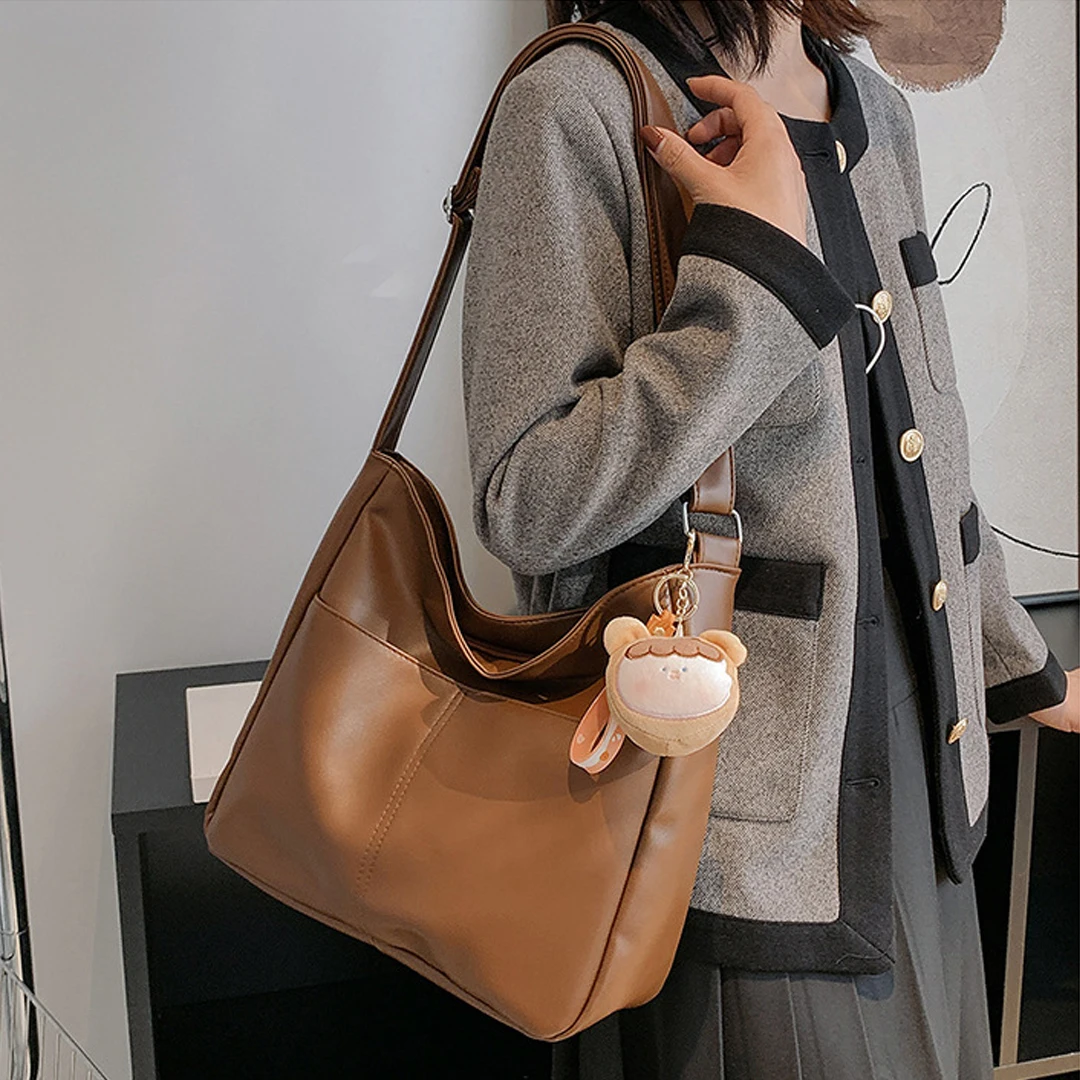 2024 Soft Leather Large Capacity Women\'s Tote Bag Simple Leisure College Student Classroom Bag Single Shoulder Crossover Commute