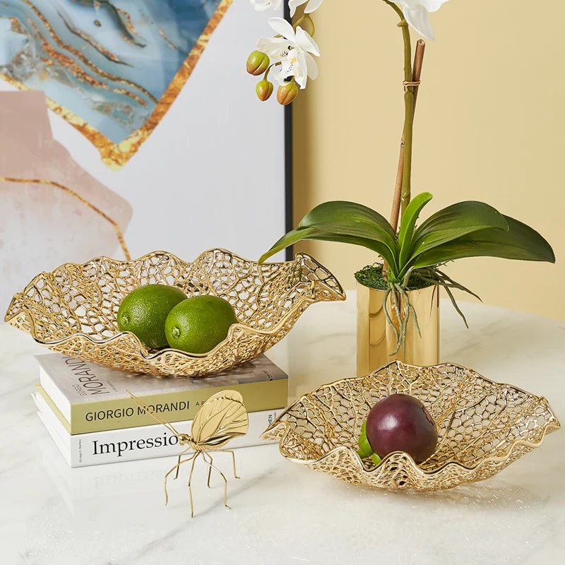 Luxury Gold Lotus Leaf Shape Decor Plate Fruit Basket Dining Table Coffee Ornament Creative Fruit Plate Home Daily Candy Plate