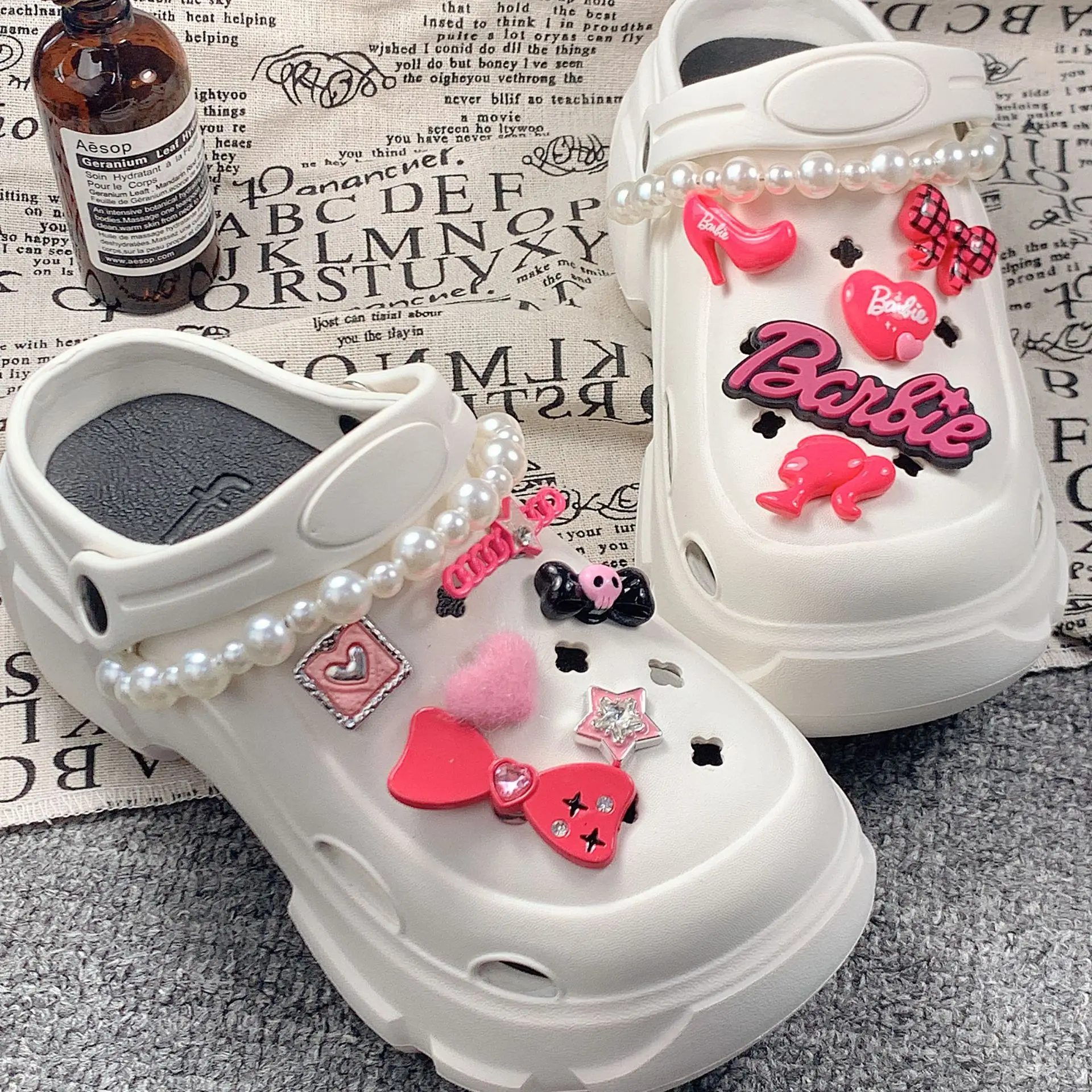 ثقب جديد زهرة الأحذية الملحقات DIY أبازيم الأحذية الأسود والوردي لطيف الكرتون الفتيات إكسسوارات الأحذية #2