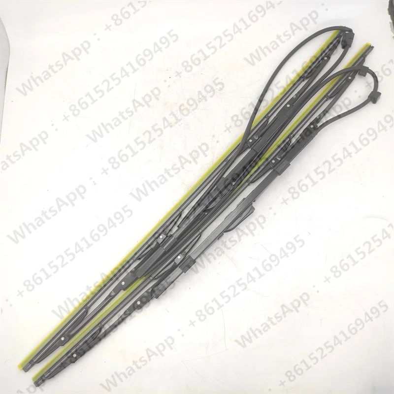 For SHACMAN X3000 Wiper Blade With Nozzle Water Pipe DZ14251740014 X5000 X6000 Length 65cm Original Parts 1 piece