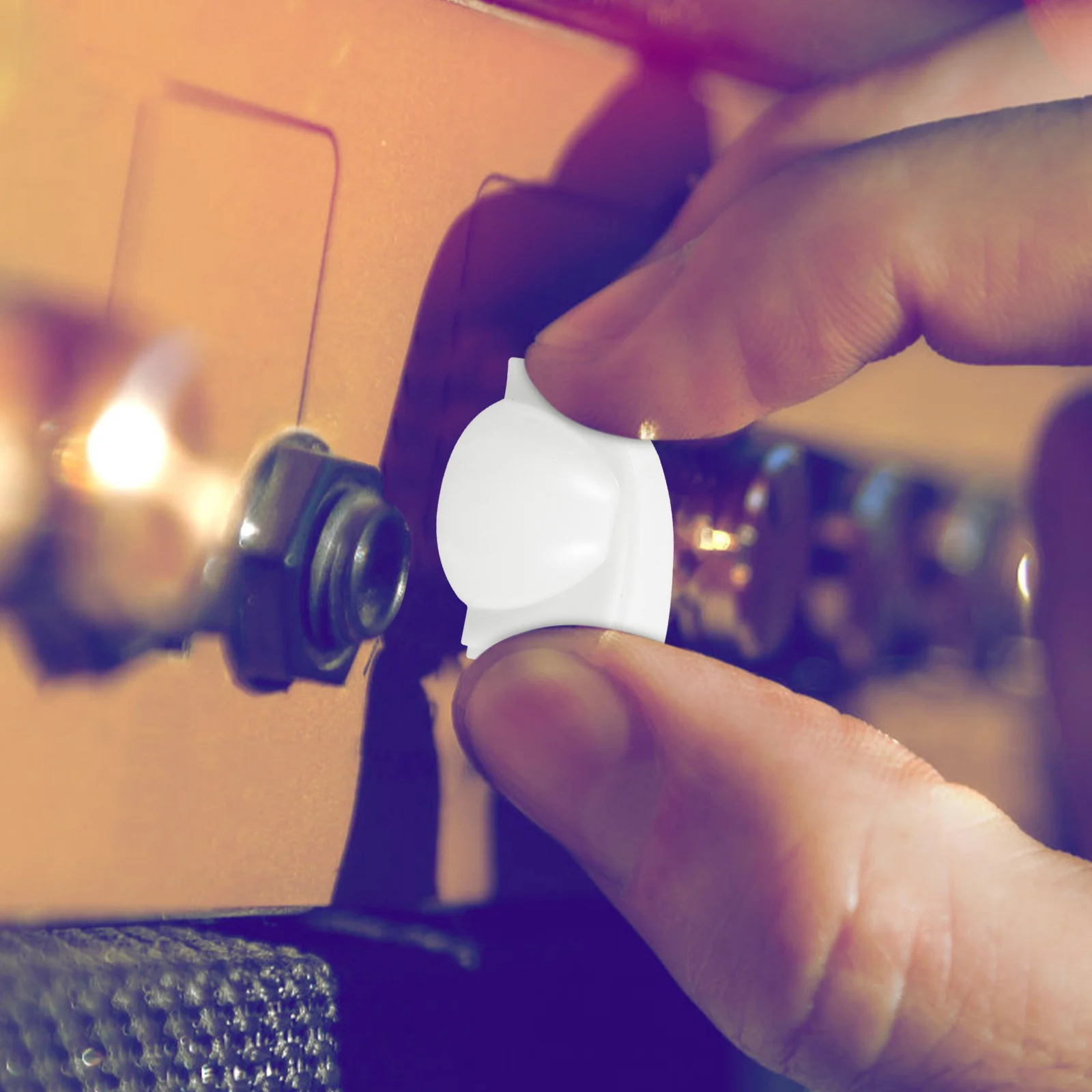 

10Pcs Plastic Chicken Head Knob Set White Black for Guitar Potentiometer Volume Tone Control Replacement Amplifier Pedal Parts