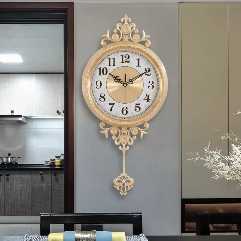 Modern Nordic Wall Clock Brass Frame Quartz Movement Battery Operated Glass Face Simple Luxury Home Decor for Living Room