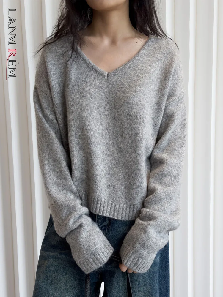 [LANMREM] Minimalism Knit Pullovers For Women V Neck Long Sleeve Warm Female Tops Fashion Clothes 2025 Spring New 26C1698