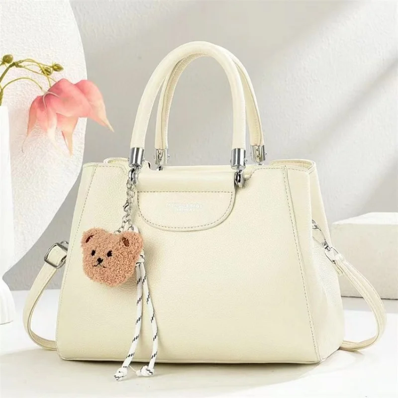 

Vintage Inspired Leather Messenger Bag With Crossbody Strap Practical Daily Use