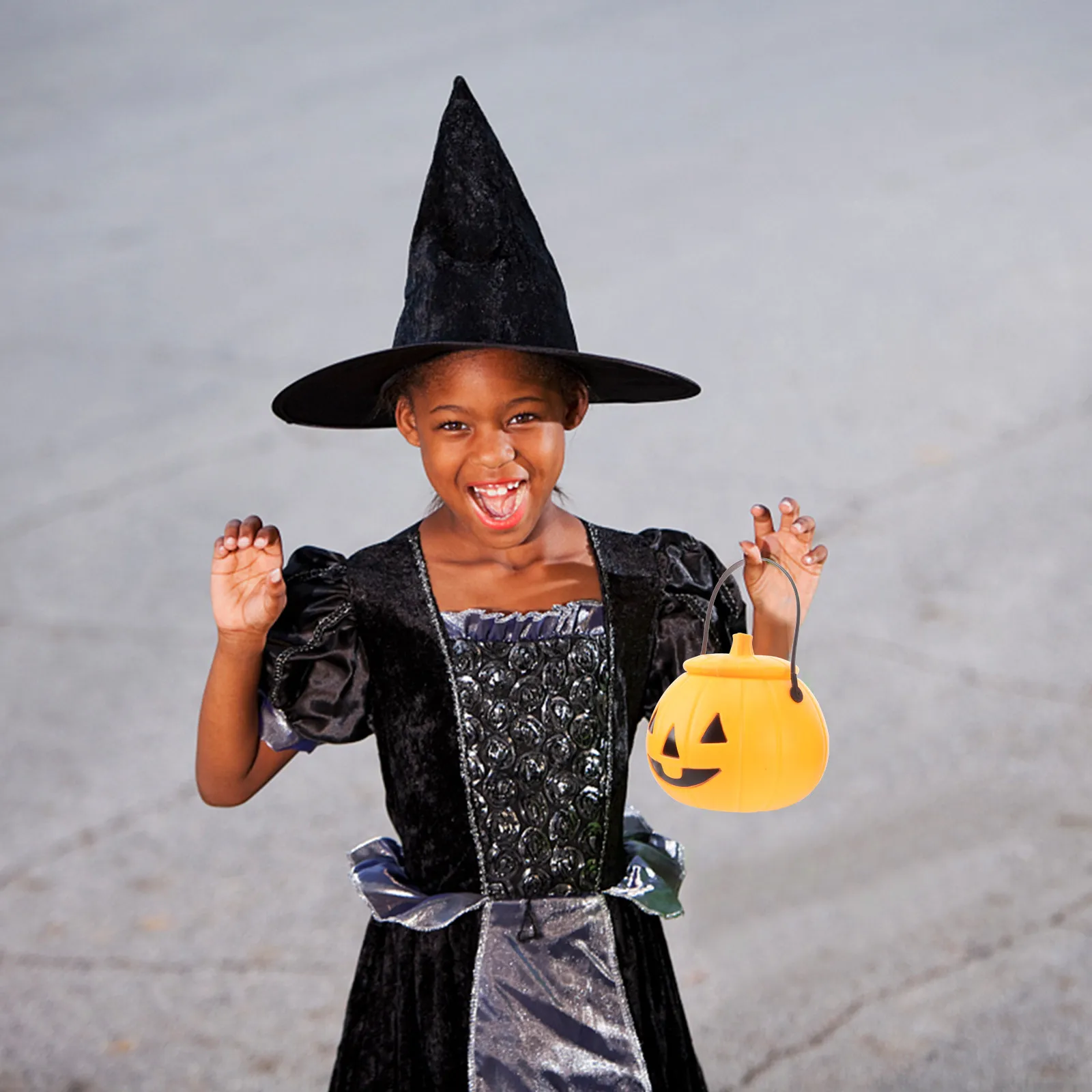 

2 шт. пластиковые светодиодные фонари-тыквы для Хэллоуина, декоративные светильники-ведра, реквизит для вечеринок, украшение для двора и веранды