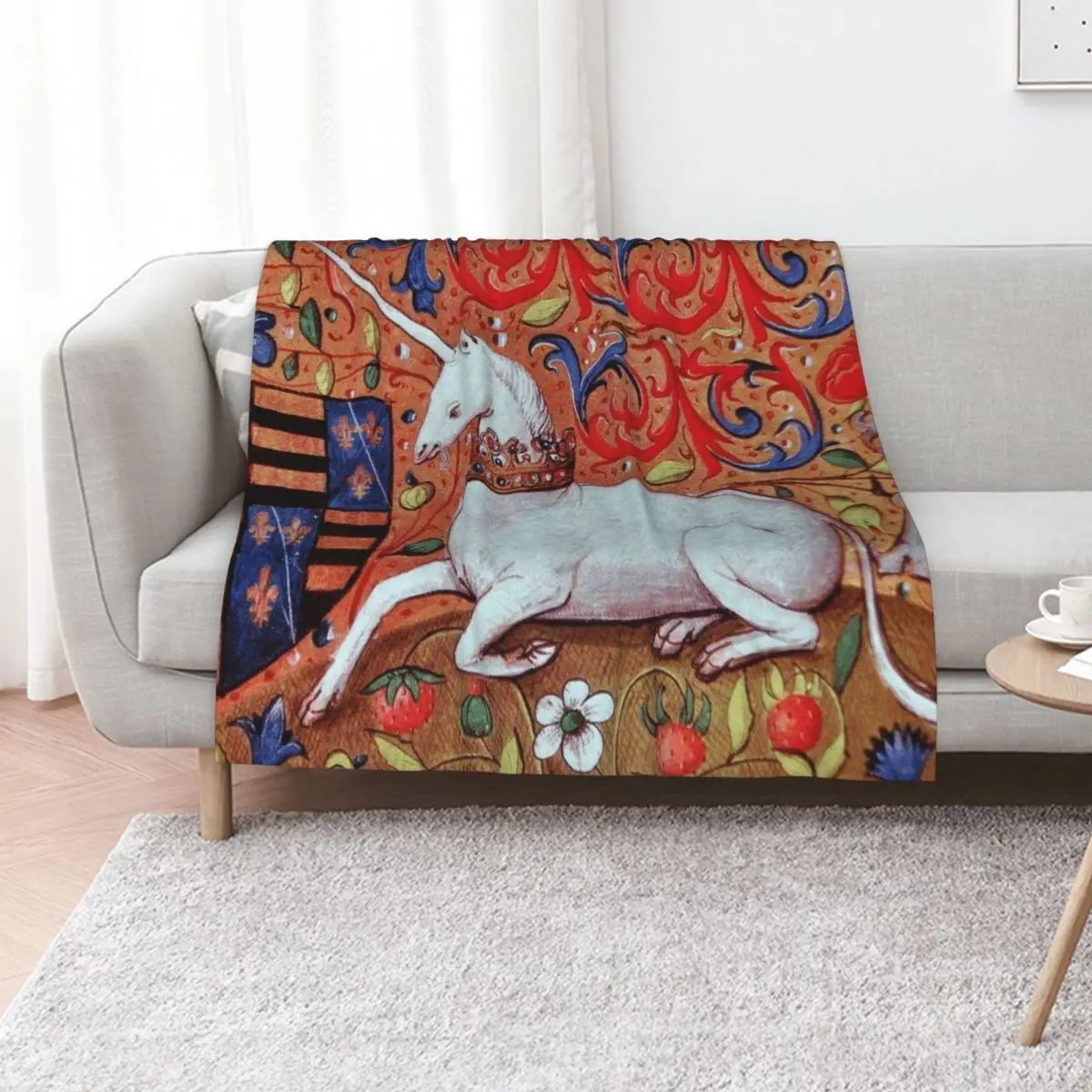UNICORN WITH RED BLUE WHITE FLORAL MOTIFS Medieval Miniature Throw Blanket Thins Beautifuls Flannels Blankets